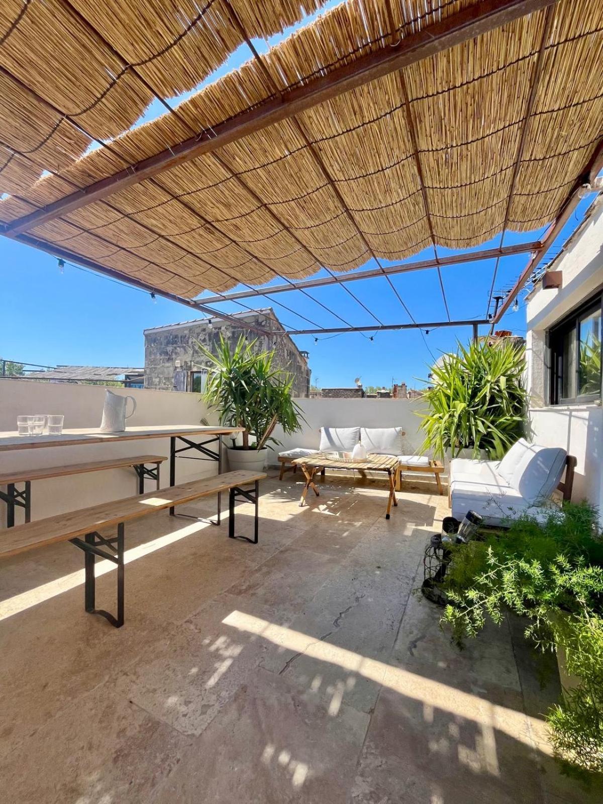 Maison Nomade, Clim - Terrasse Arles Bagian luar foto
