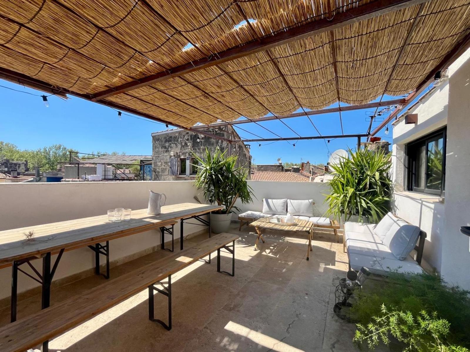 Maison Nomade, Clim - Terrasse Arles Bagian luar foto